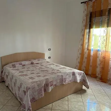 Hébergement de vacances Eni's Golem (Tirana)