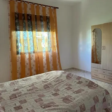 Hébergement de vacances Eni's Golem (Tirana)